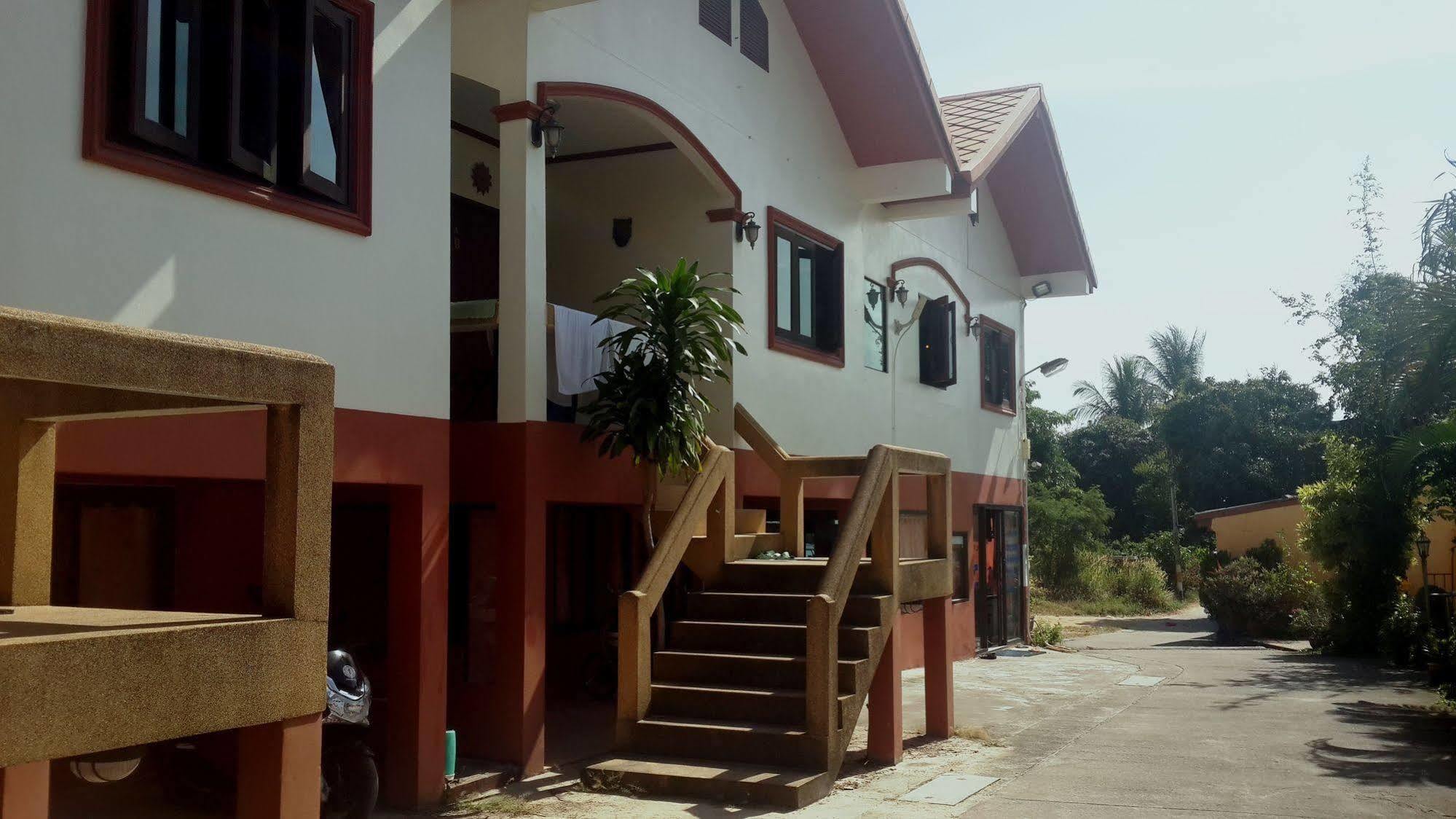 Wanchareon Resort Pantai Chaweng Luaran gambar