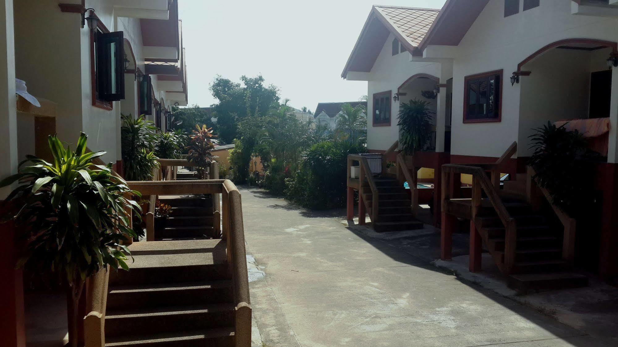 Wanchareon Resort Pantai Chaweng Luaran gambar