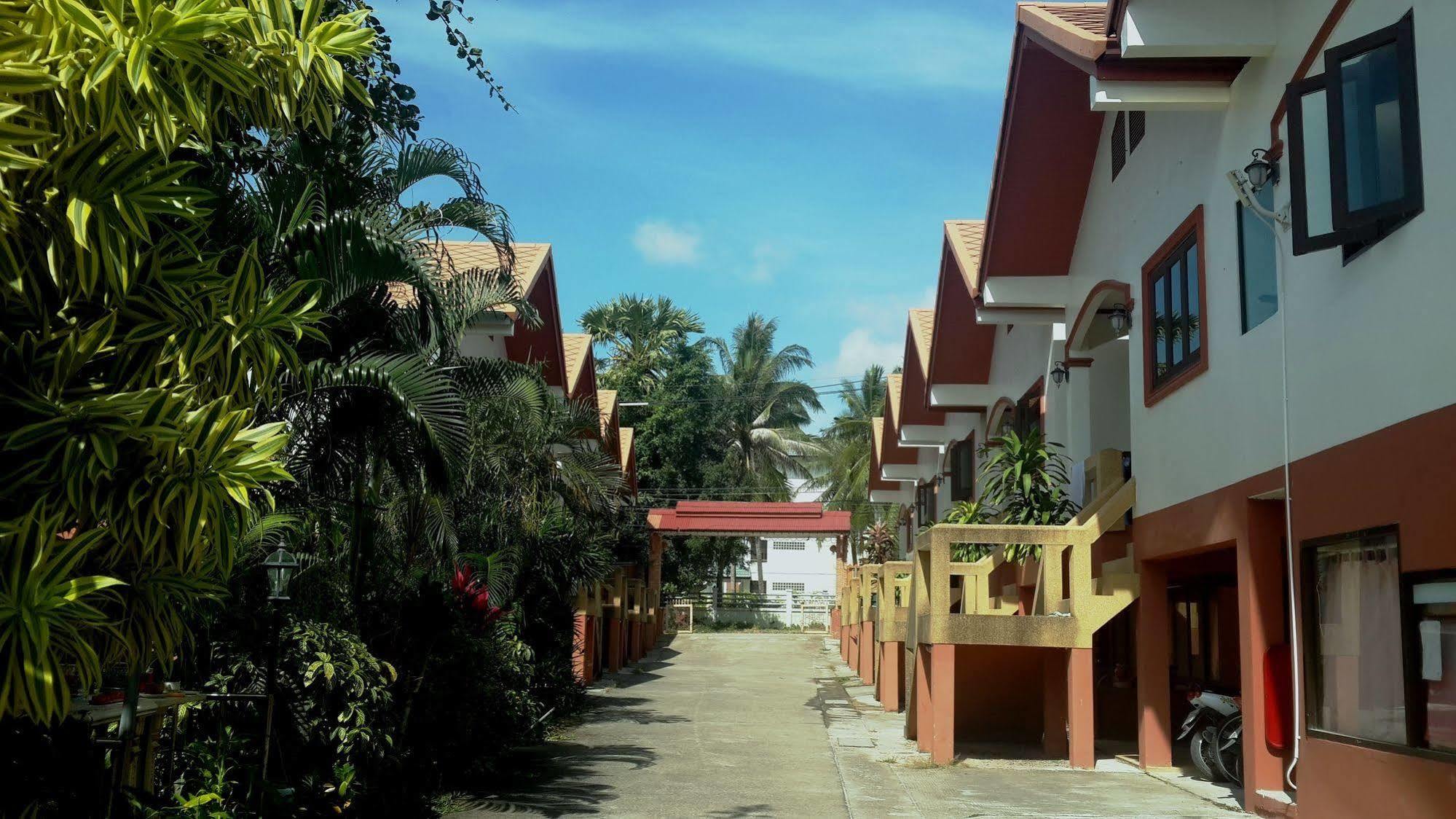 Wanchareon Resort Pantai Chaweng Luaran gambar